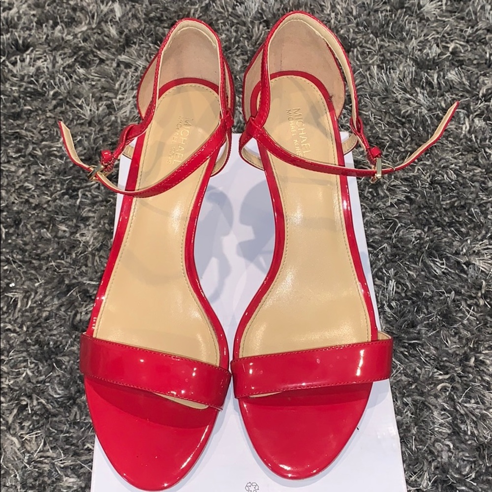 Red Heels Michael Kors